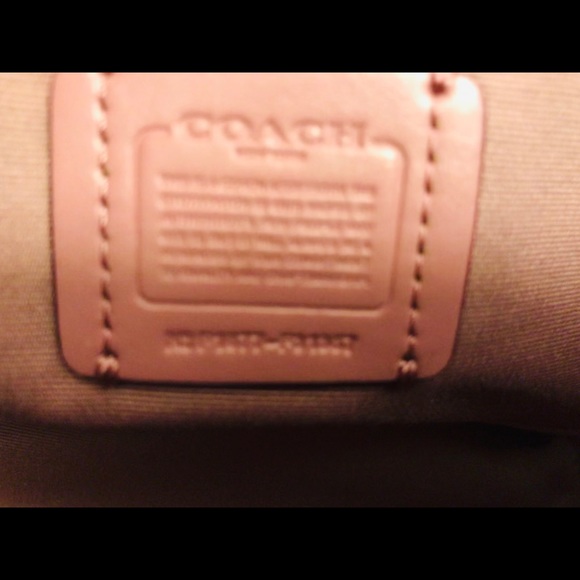 Coach Carryall Pebble Leather - Picture 5 of 5